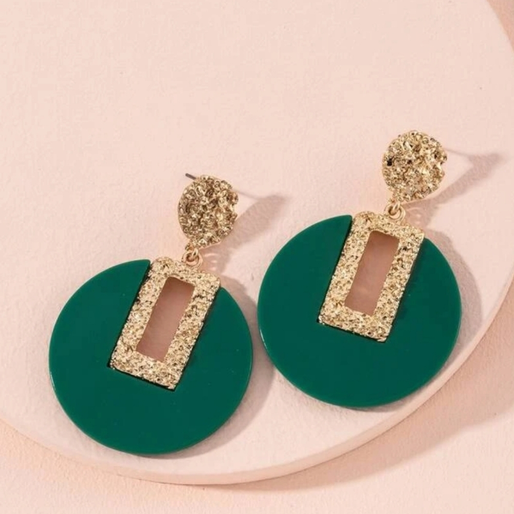 Aretes